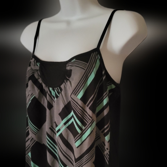 🌼3 for 30🌼Gentle Fawn Long Tank geometric abstract L womens flowy Fits small - Picture 2 of 6